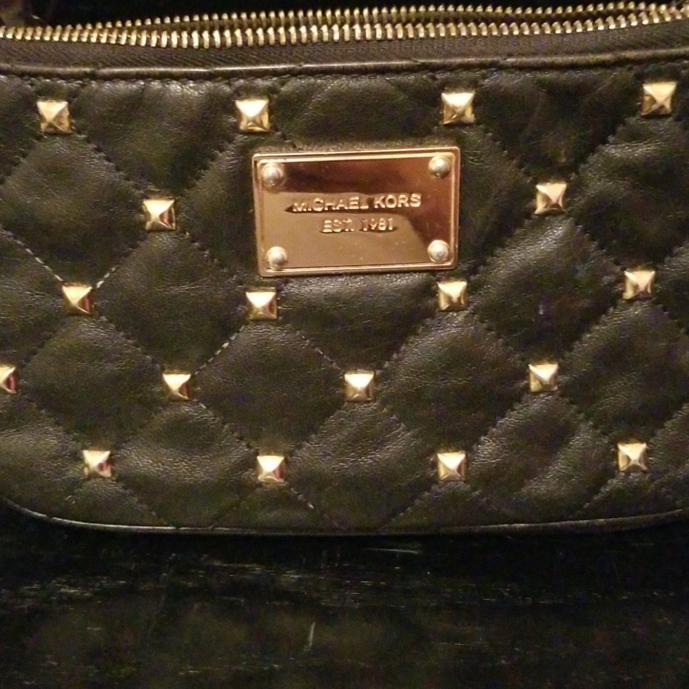 MK small purse.